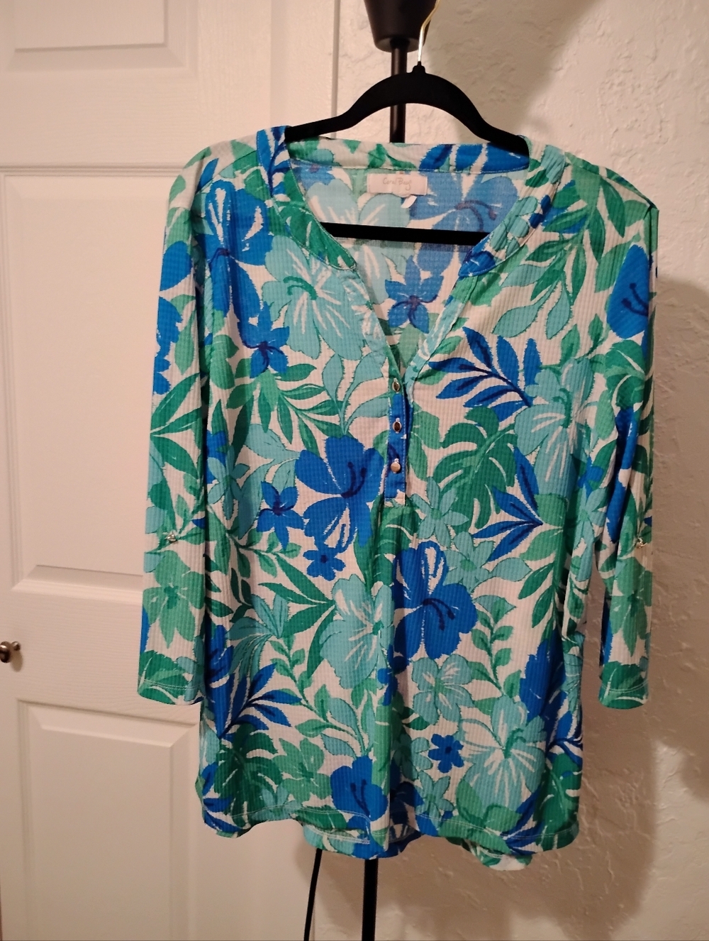 Coral Bay Tropical Blouse Converts 3/4 Sleeve Size XL